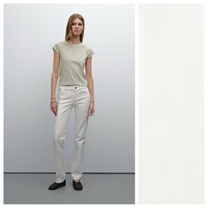 NWT. Massimo Dutti Cream Low-Rise Straight-Leg Jeans. Size 6, 8.